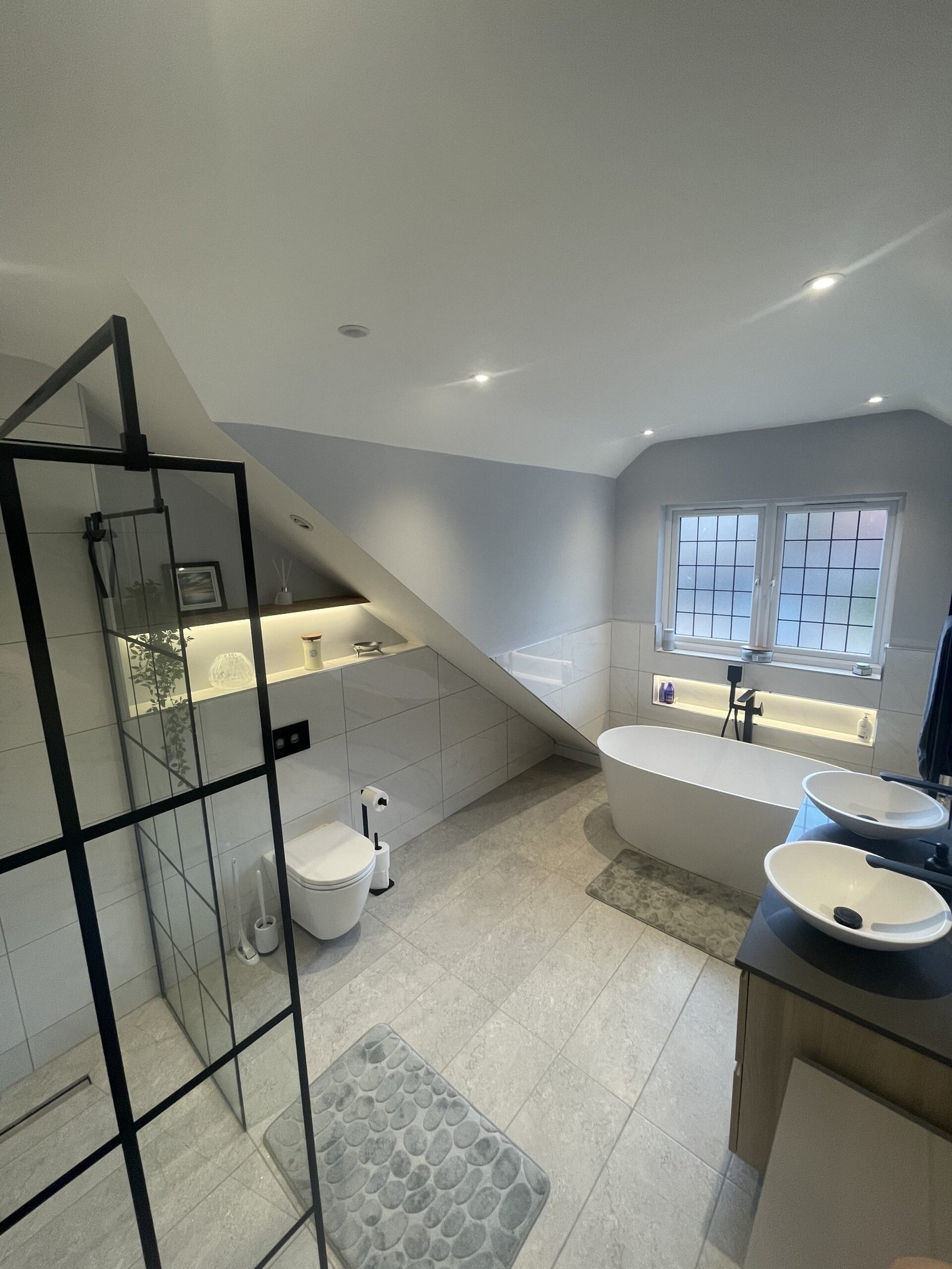 BUILDERS IN ESSEX - TIMBER CONSTRUCTION LTD