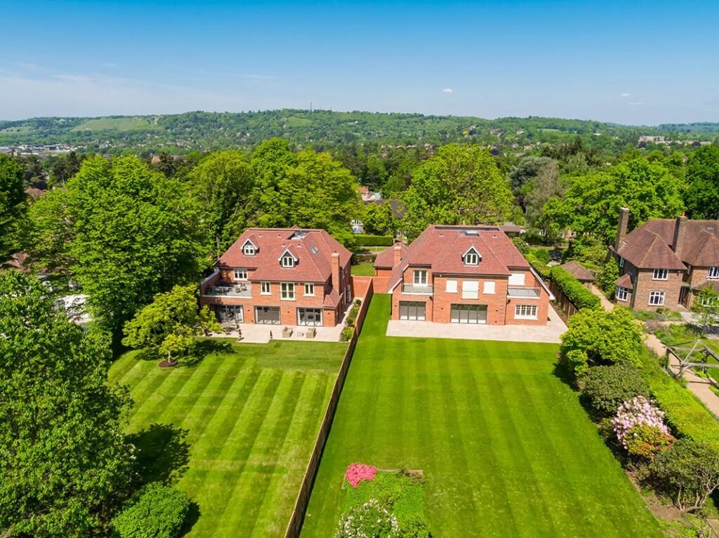 WhatsApp Image 2025-10-29 at 21.04.16_a0aee163