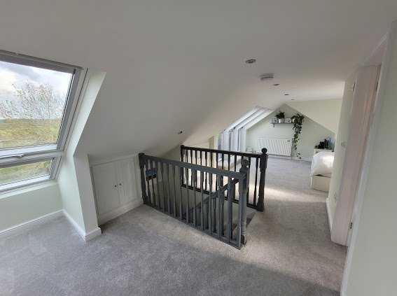 Modern loft conversion with ensuite bathroom in Essex by professional builders
